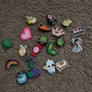 Croc Charms - Mixed Cartoon Pins